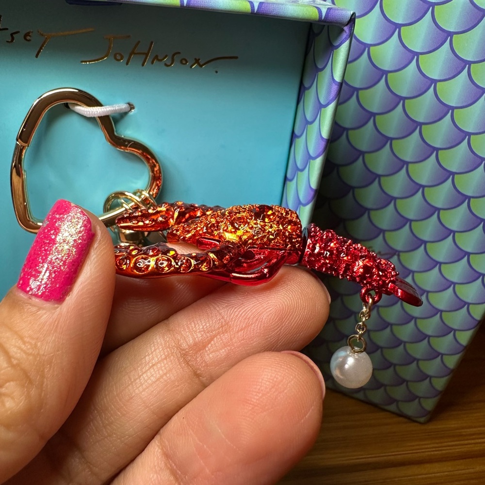 Betsey Johnson Red Lobster Bag Charm/Key Chain 🦞 - Picture 3 of 12